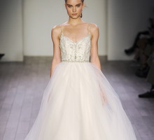Suknie ślubne Alvina Valenta jesień-zima 2015/2016