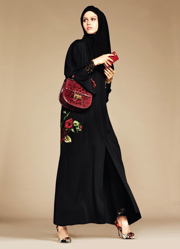 Duet Dolce & Gabbana zaprojektował kolekcję hidżabów