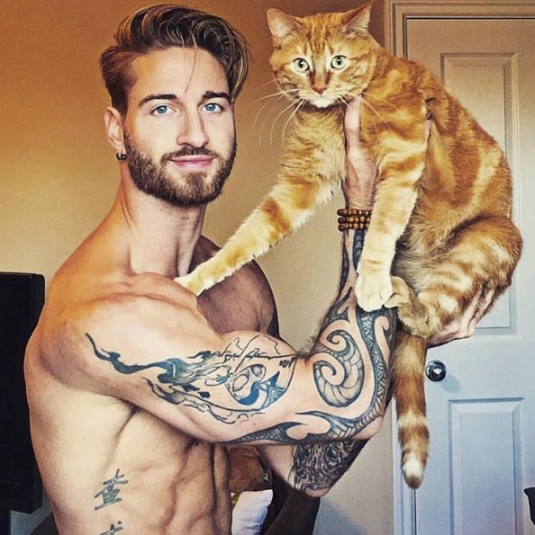 #HotDudesWithKittens - kolejny profil, który podbija Instagram