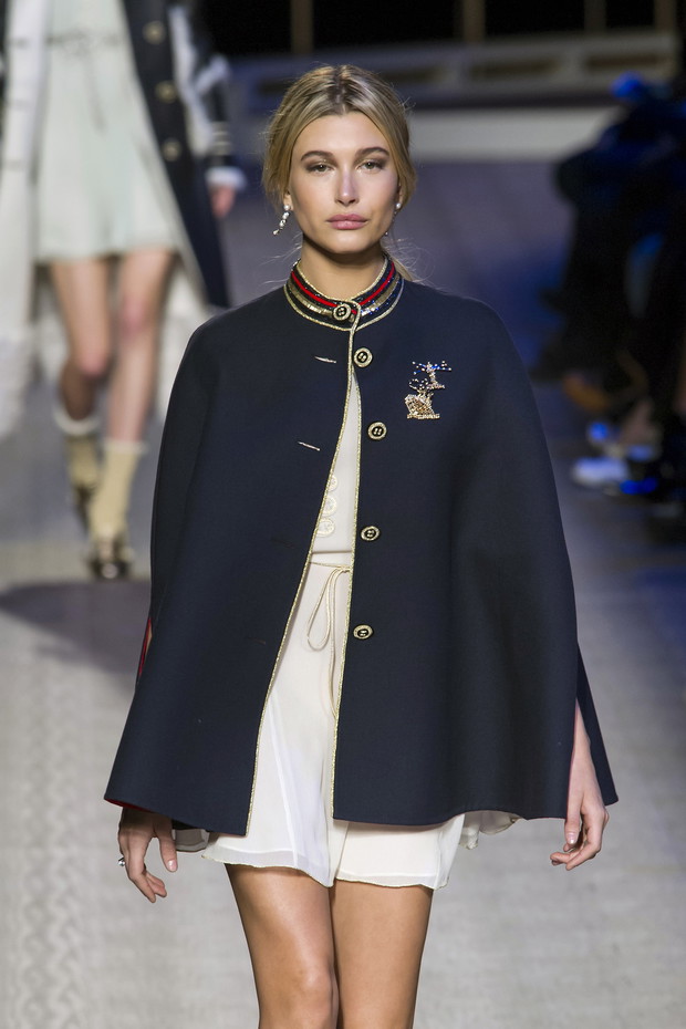 Hailey Baldwin - pokaz Hilfiger