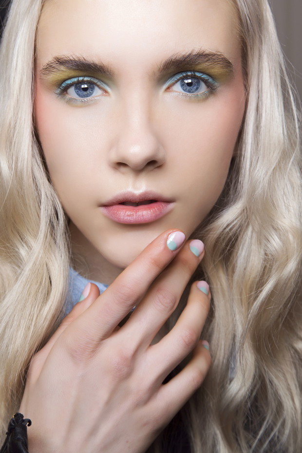 Manicure: trendy wiosna-lato 2016