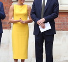 Meghan Markle w żółtej sukience od stylisty Lady Gagi