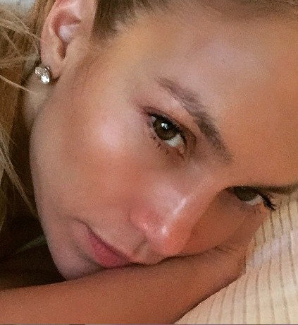 Jennifer Lopez bez makijażu! Zobacz klip z Dubsmash