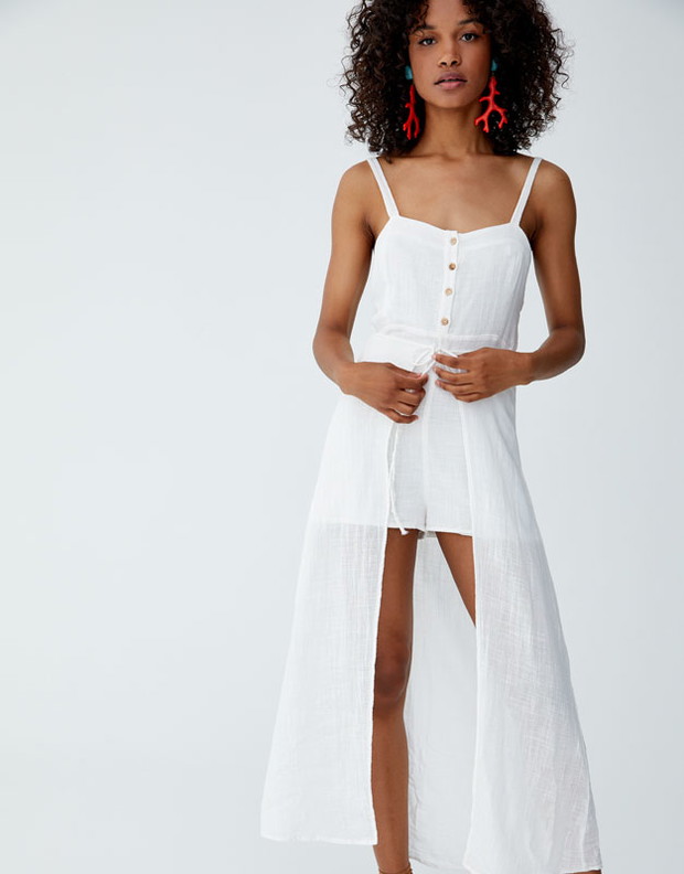 Biała sukienka Pull & Bear