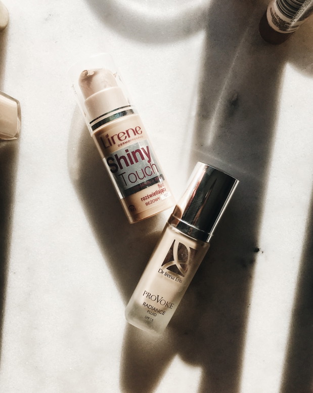 Lirene, Shiny Touch (26,49 zł); Dr Irena Eris Provoke, Radiance Fluid (85 zł)