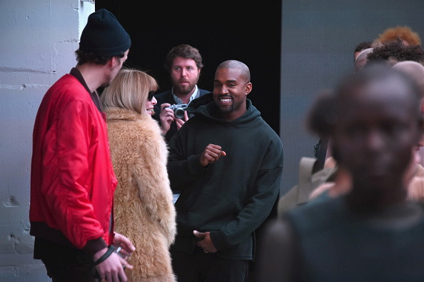 Anna Wintour gratuluje pierwszego pokazu raperowi