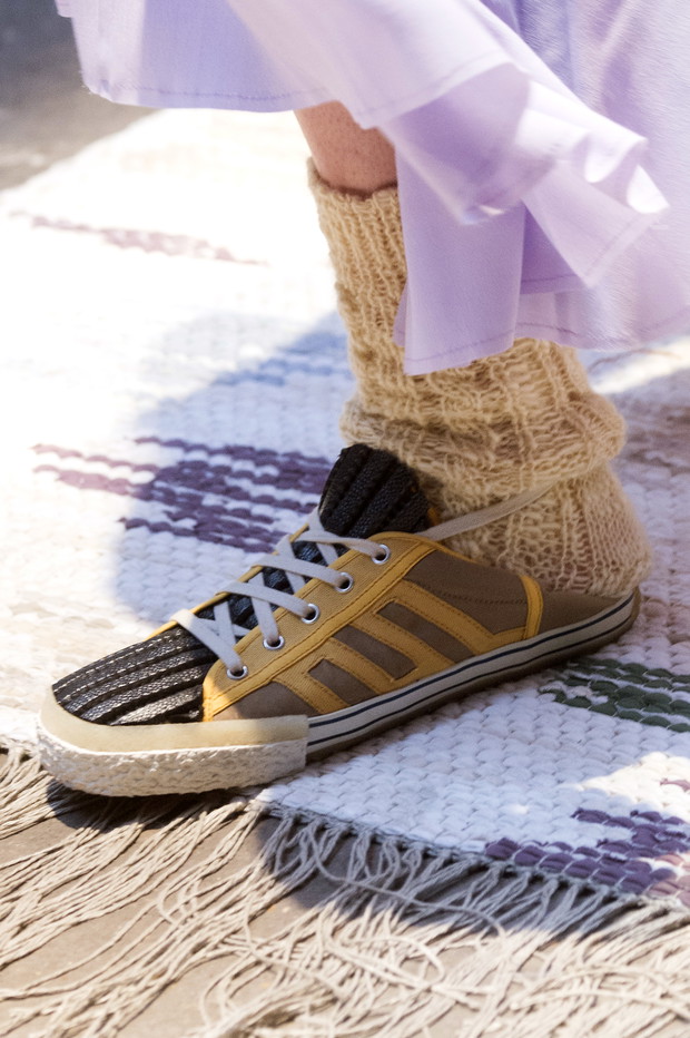 Modne sneakersy