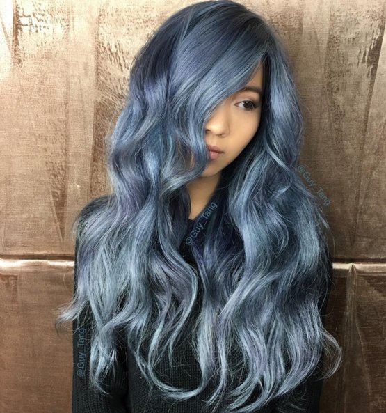 Denim hair - nowy trend w koloryzacji włosów?