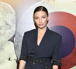 Julia Wieniawa na premierze filmu "Dywizjon 303", 27.08.2018.