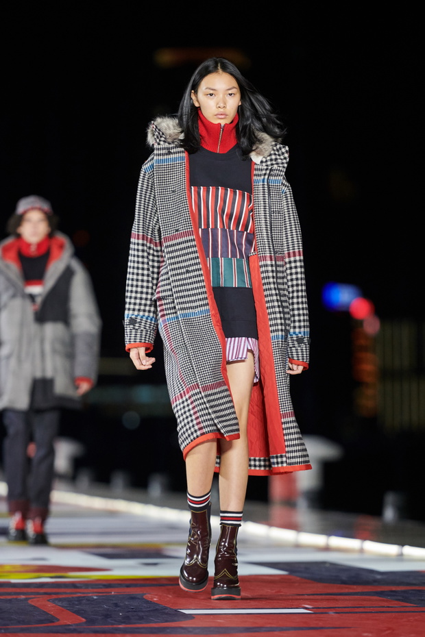 pokaz-tommy-hilfiger-tommynow-jesien-zima-2018-201921-fb44d9f