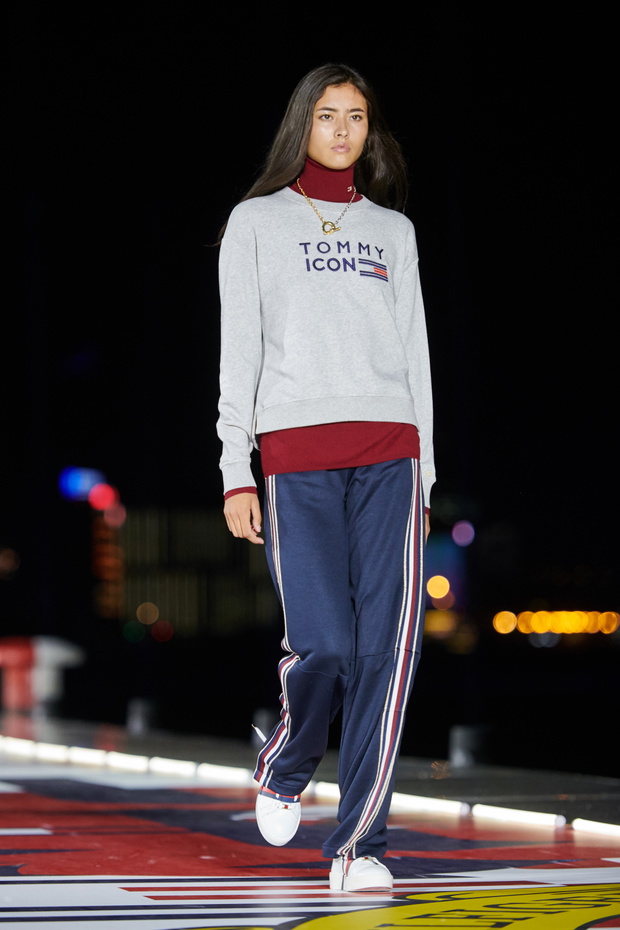 pokaz-tommy-hilfiger-tommynow-jesien-zima-2018-201938-aafad06