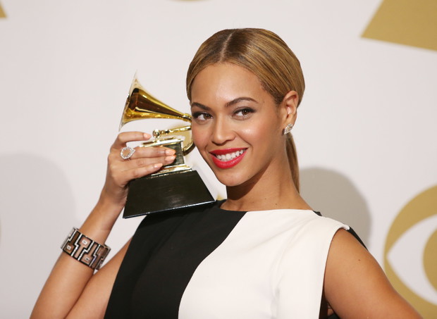 Beyonce ze statuetką Grammy