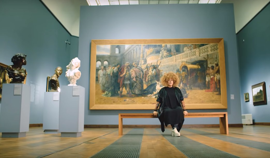 Kasia Nosowska w Muzeum Narodowym
