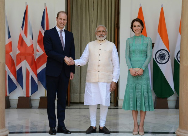 Księżna Catherine z wizytą w Indiach. Zobacz stylizacje!