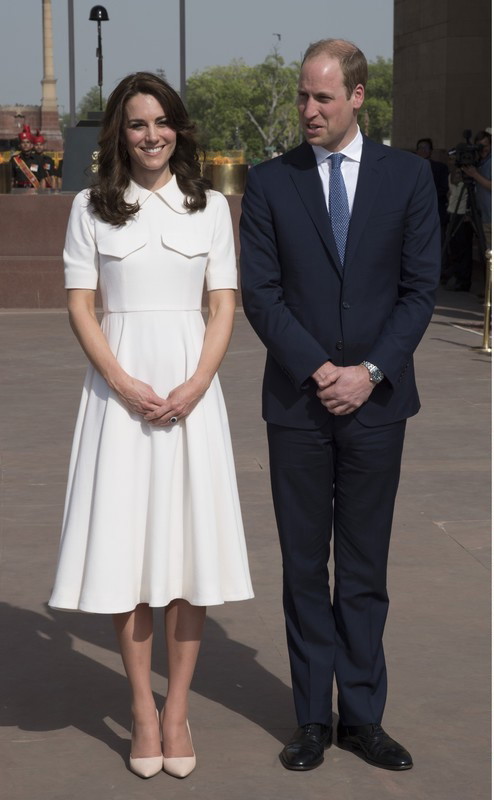 Księżna Catherine z wizytą w Indiach. Zobacz stylizacje!