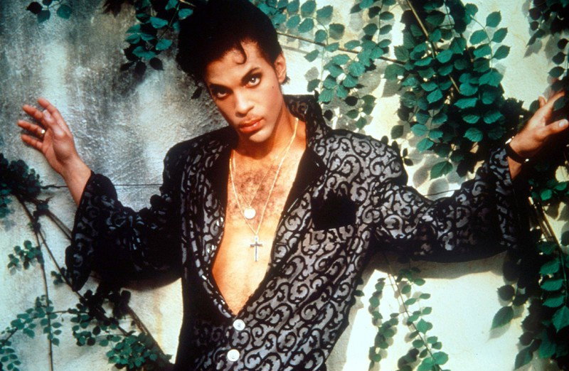 Prince- przypominamy styl legendarnego wokalisty