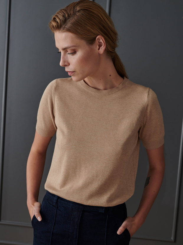 kolekcja-reserved-premium-jesien-2018-sweter-z-krotkimi-rekawami-139-99-zl-bb5c930