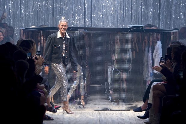 Isabel Marant : Runway - Paris Fashion Week Womenswear Spring/Summer 2019