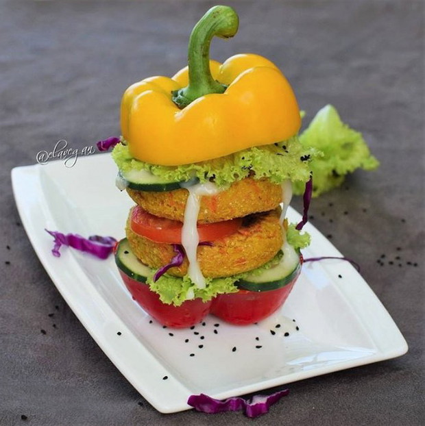 #BESTOFVEGANBURGER - hit na Instagramie, fot. @elavegan