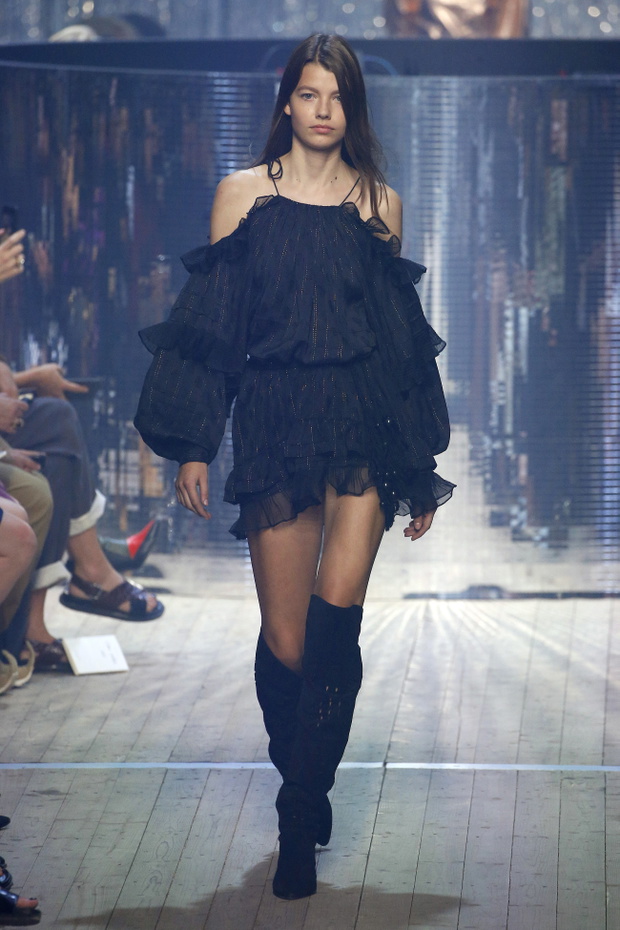Isabel Marant : Runway - Paris Fashion Week Womenswear Spring/Summer 2019