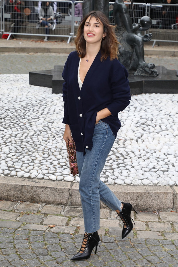 Miu Miu : Outside Arrivals - Paris Fashion Week Womenswear Spring/Summer 2019