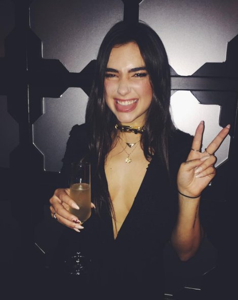 Kim jest Dua Lipa?