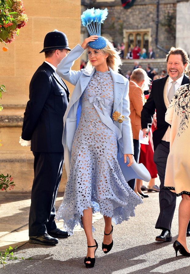Poppy Delevingne na ślubie księżniczki Eugenii i Jacka Brooksbanka, 12.10.2018.