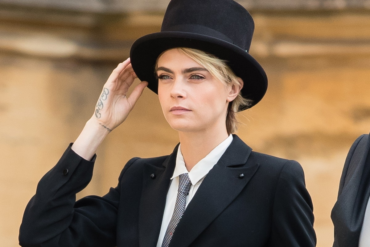 Cara Delevingne na ślubie księżniczki Eugenii, 12.10.2018.