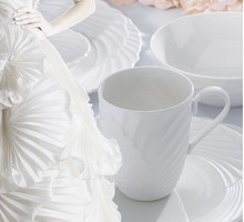 Marchesa: piękne suknie i...porcelana! fot. mat. pras. Lenox