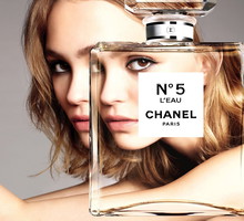 Lily-Rose Melody Depp ambasadorką perfum Chanel N°5 L'Eau!