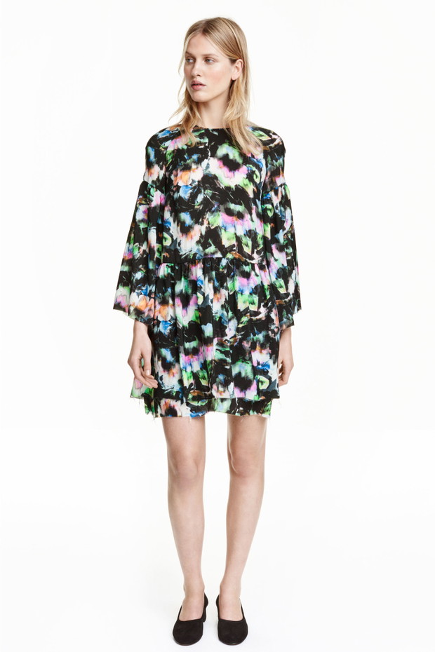 Modne sukienki z sieciówek lato 2016, H&M, 199,90 zł, fot. mat. prasowe
