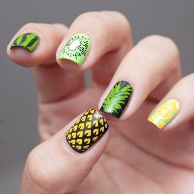 Fruit Manicure - owocowe paznokcie na lato, fot. @naildesigns_official