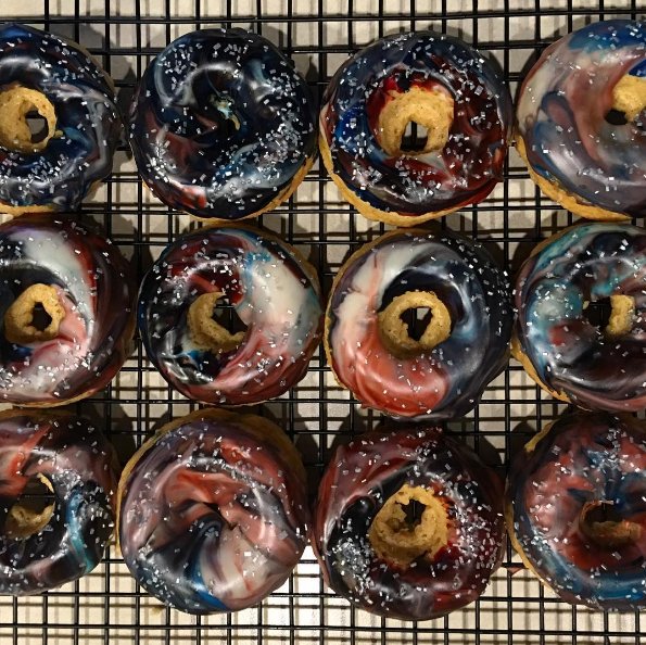 Kosmiczne pączki - idealne na cheat day!, fot. instagram nataliem_d