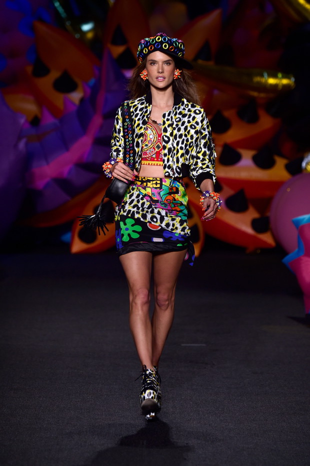 Moschino Resort 2017