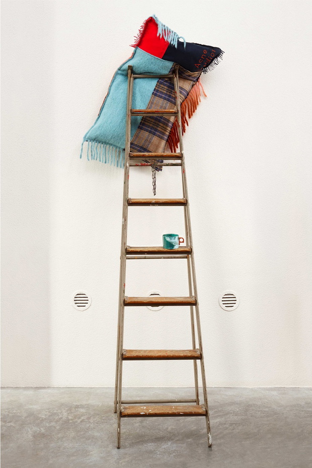 limitowana-wnetrzarska-kolekcja-od-acne-studios2-523956e