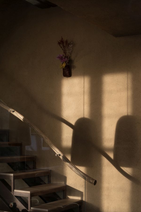 apartament-w-duchu-wabi-sabi-w-kijowie-projekt-sergey-makhno-architekci10-9374697