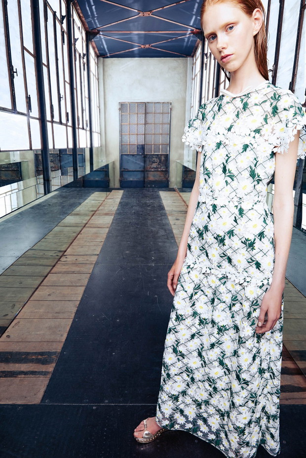 Giambattista Valli Resort 2017