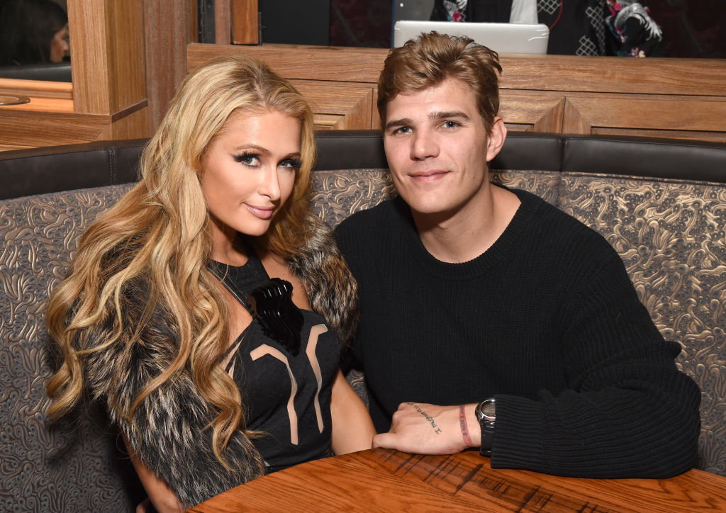 Paris Hilton i Chris Zylka