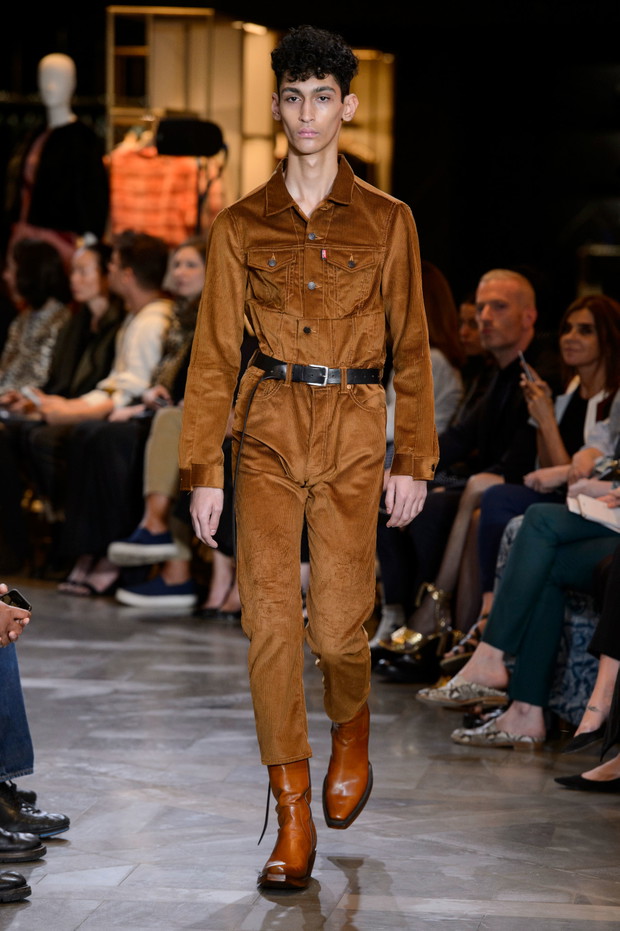 Vetements wiosna-lato 2017