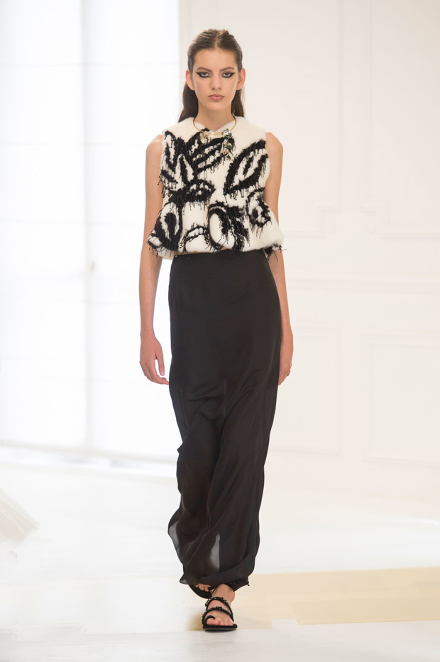 christian-dior-haute-couture-jesien-zima-2016-2017-fot-imaxtree25-292a866