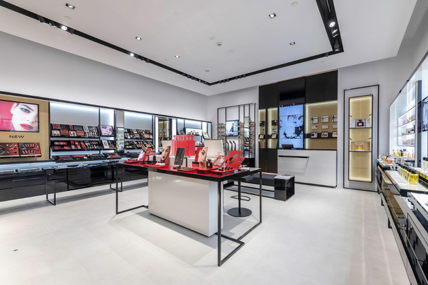 pierwszy-butik-chanel-w-polsce4-882b0e9