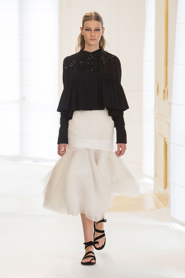 christian-dior-haute-couture-jesien-zima-2016-2017-fot-imaxtree7-945234e