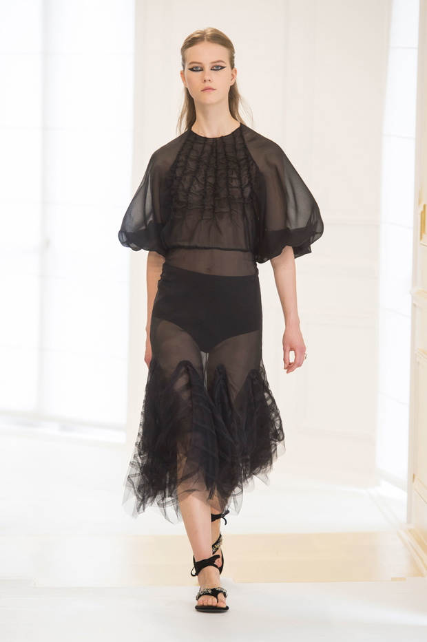 christian-dior-haute-couture-jesien-zima-2016-2017-fot-imaxtree18-f1a8b29