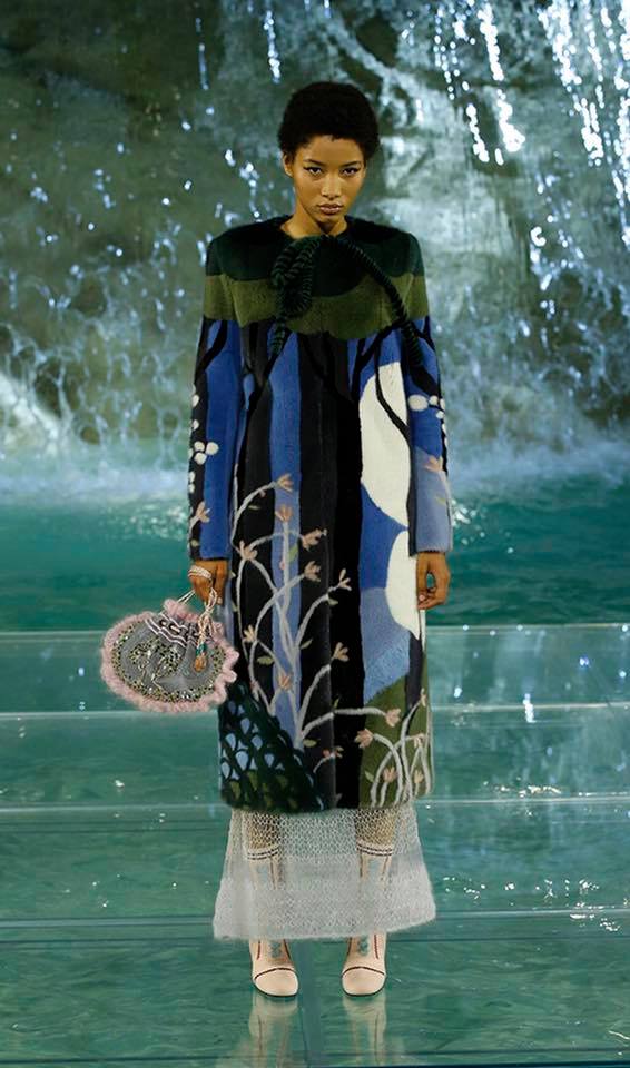 Fendi haute couture jesień-zima 2016/2017, fot. facebook.com/fendi