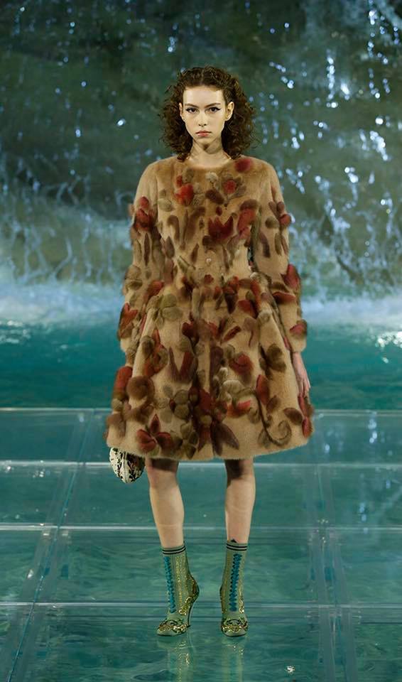 Fendi haute couture jesień-zima 2016/2017, fot. facebook.com/fendi
