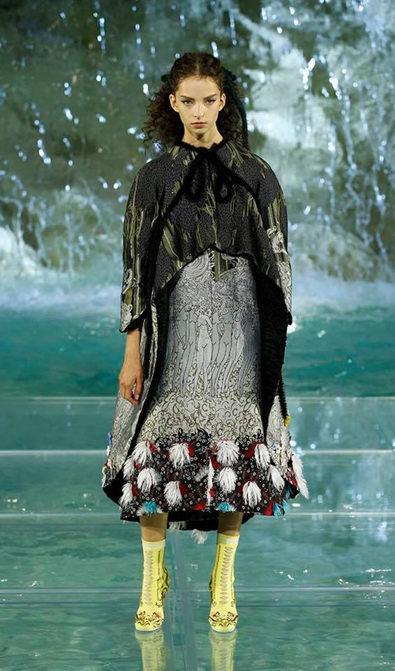 Fendi haute couture jesień-zima 2016/2017, fot. facebook.com/fendi
