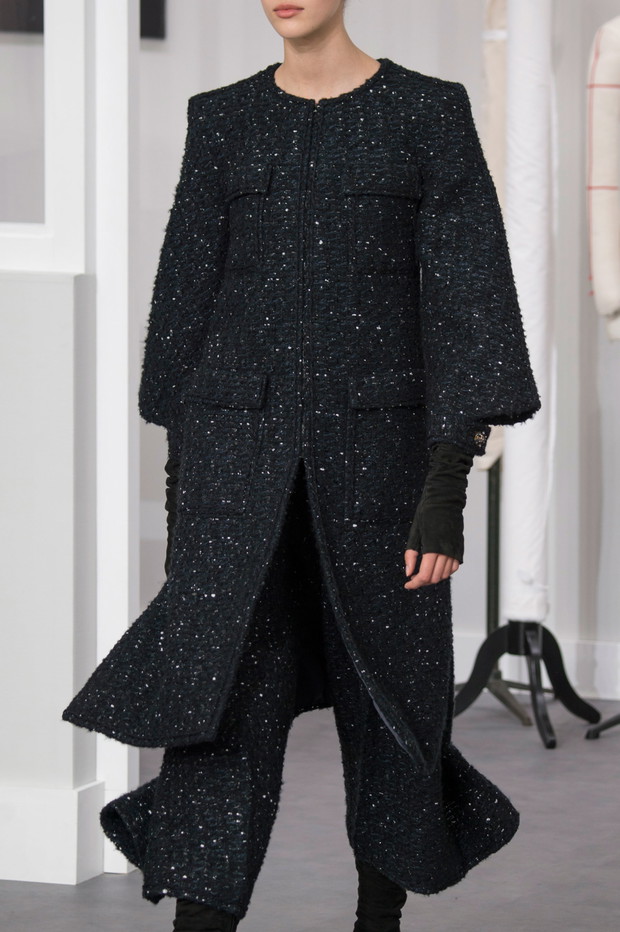 Chanel haute couture jesień-zima 2016/2017 - detale, fot. Imaxtree
