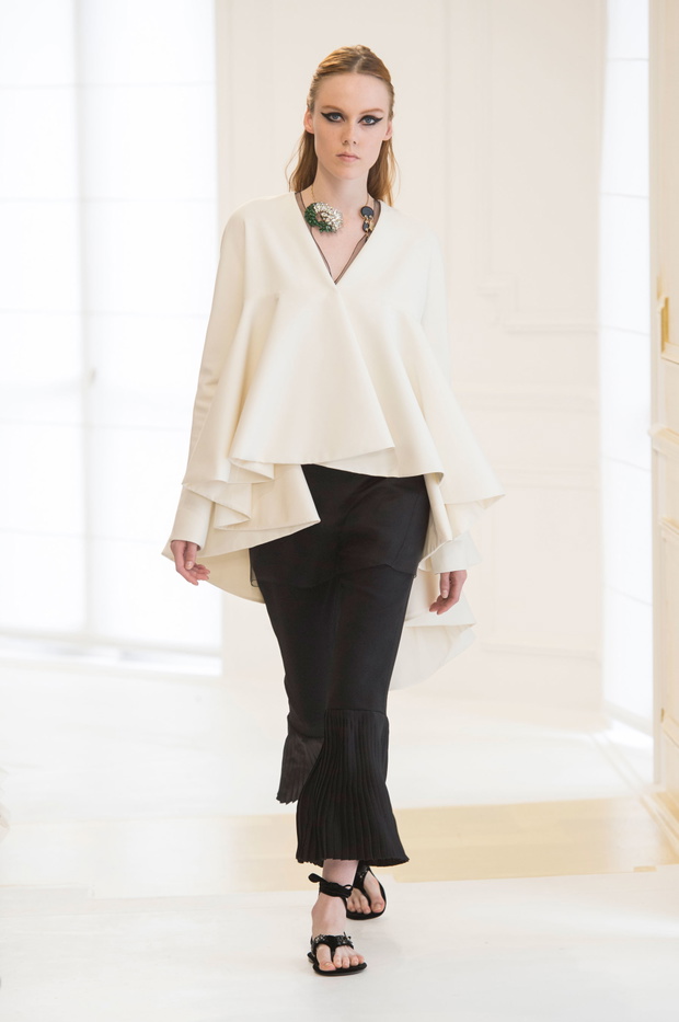 christian-dior-haute-couture-jesien-zima-2016-2017-fot-imaxtree2-4038f84