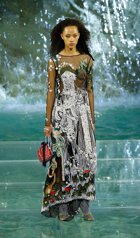 Fendi haute couture jesień-zima 2016/2017, fot. facebook.com/fendi