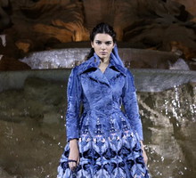 Fendi haute couture jesień-zima 2016/2017, fot. facebook.com/fendi